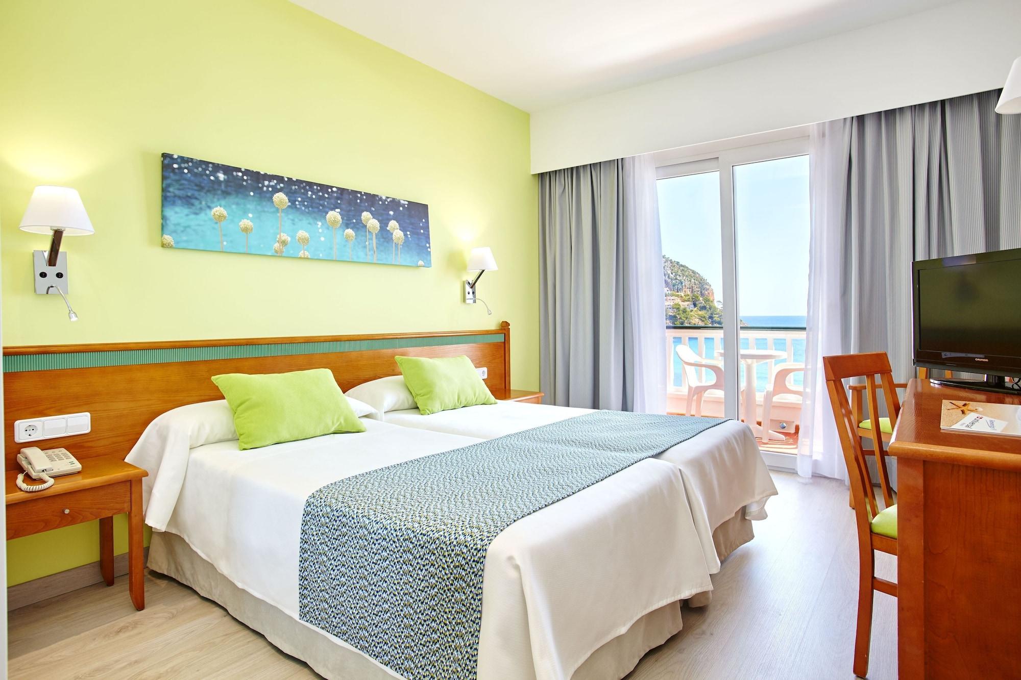 Universal Hotel Laguna 까냐멜 외부 사진