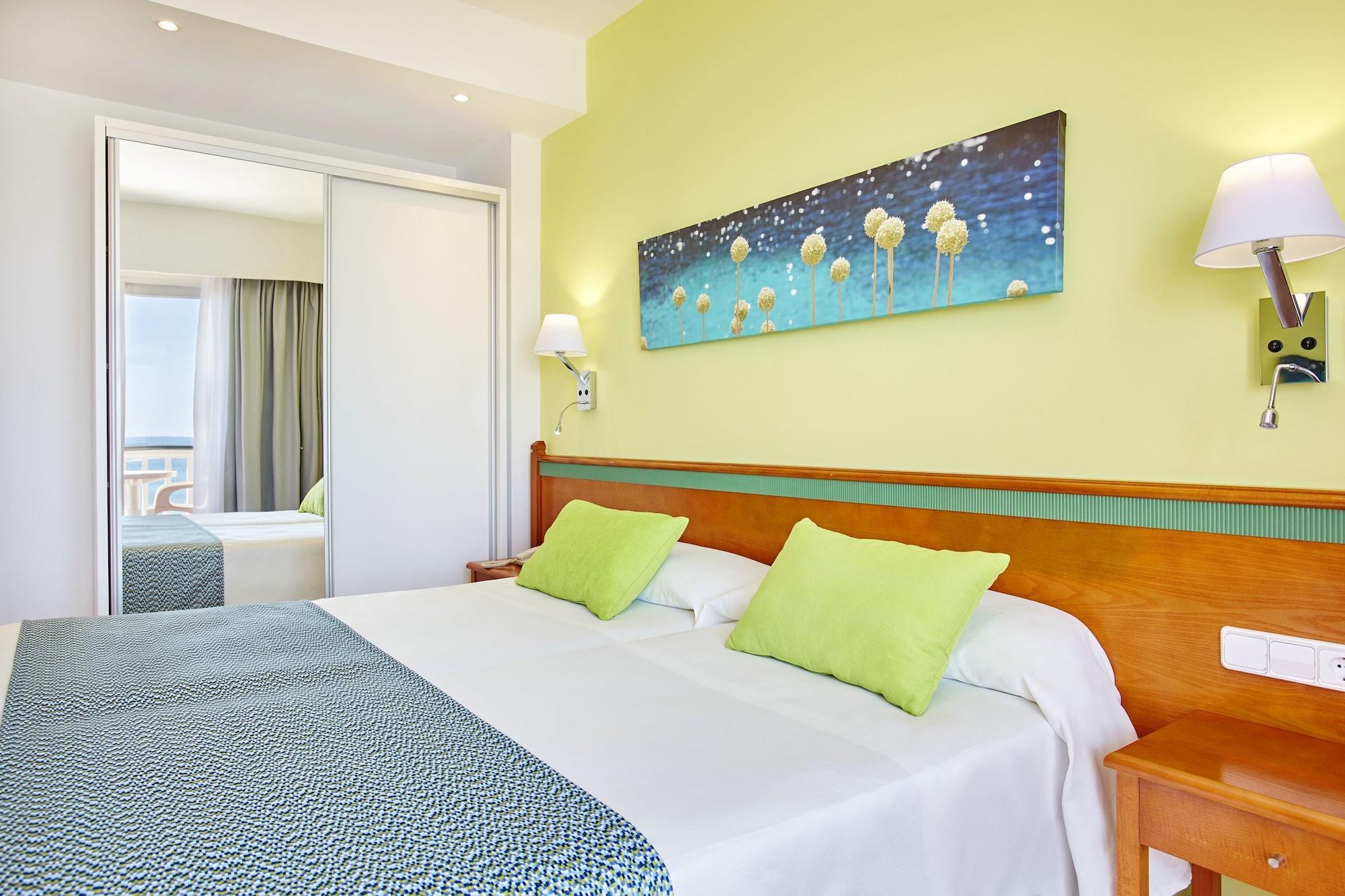 Universal Hotel Laguna 까냐멜 외부 사진