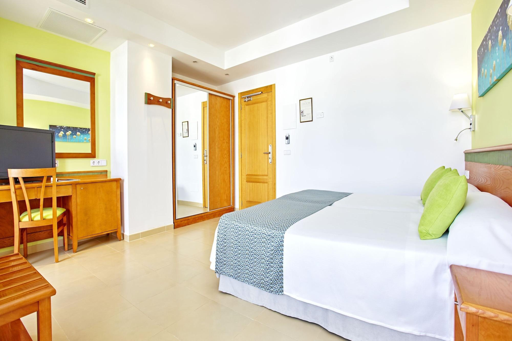 Universal Hotel Laguna 까냐멜 외부 사진