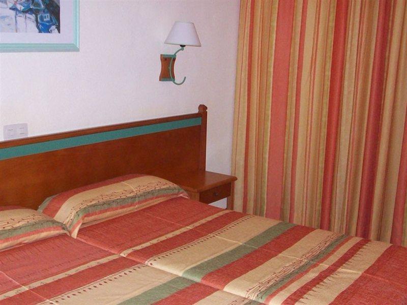Universal Hotel Laguna 까냐멜 외부 사진